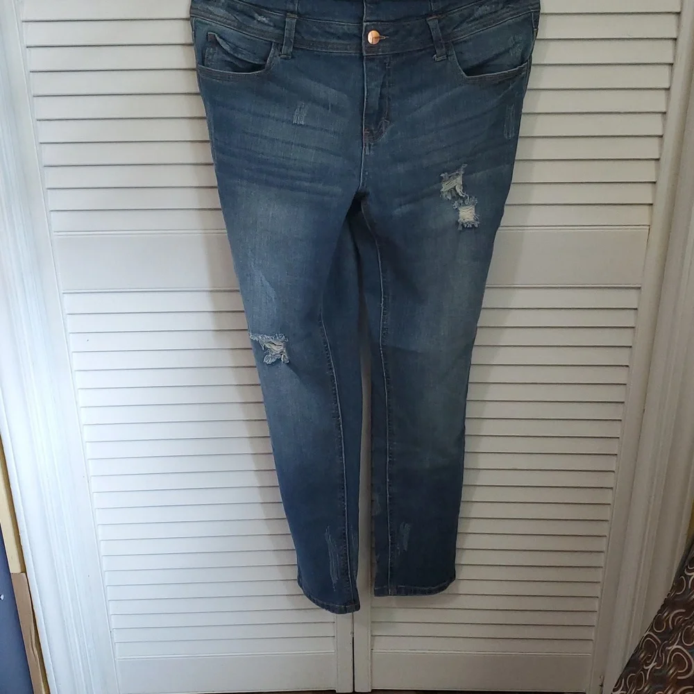 Denim Overalls W/ Rose Gold Hardware. - Picture 5 of 10